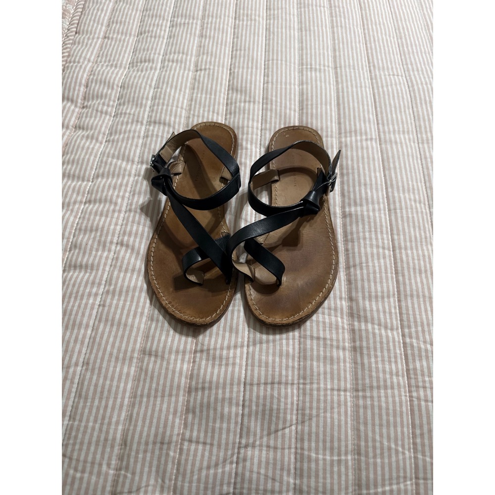 Anthropologie Black Leather Toe Loop Gladiator Sandals Size 39 Flat Strappy